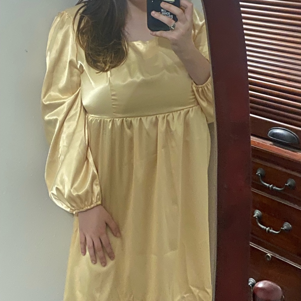 Shein Plus Size Gold Tie Back Long Sleeve Dress